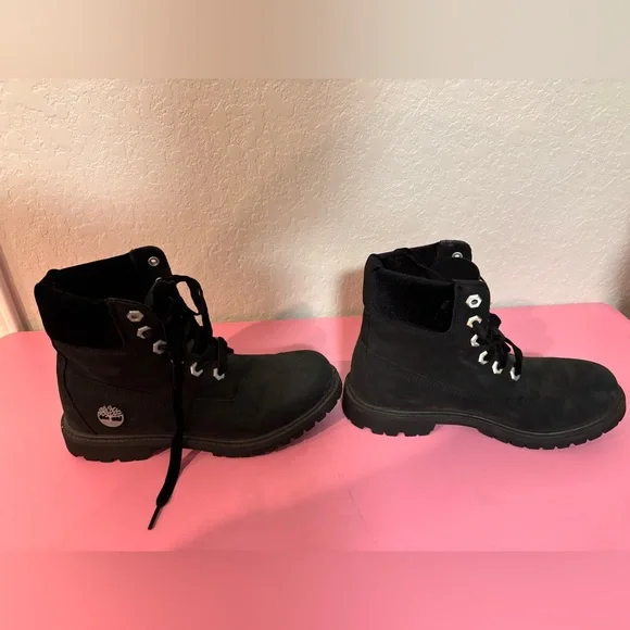 Timberland Black Nubuck Ankle Boots - Picture 4 of 8